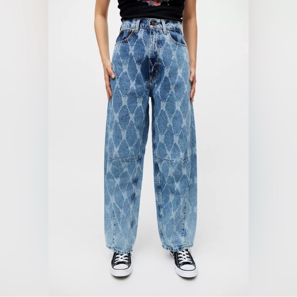 BDG Urban Outfitters High Rise Baggy Jeans Size 24 Butterfly Print Wide Leg EUC